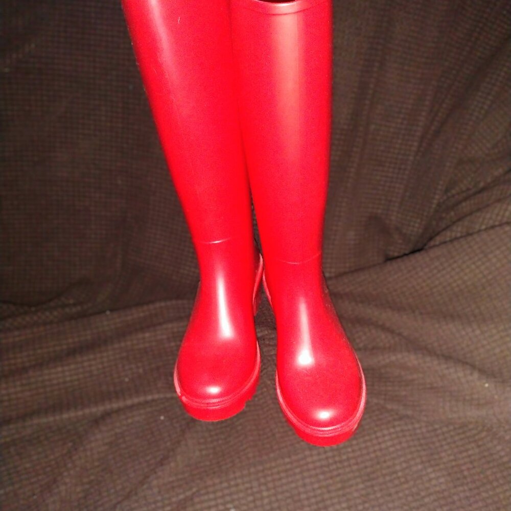 RAIN BOOTS - Picture 2 of 5